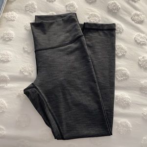 GREY LULULEMON TRAINING LEGGINGS